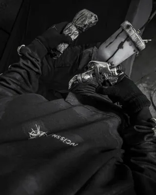 Перчатки «Undercover» V2 в реальной жизни 10