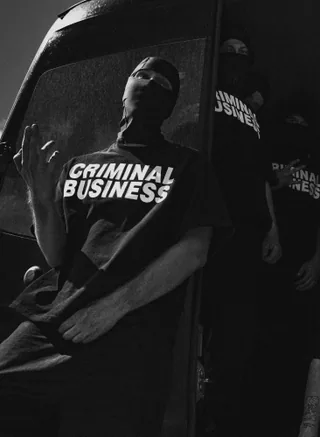 Футболка «Criminal Business» в реальной жизни 18