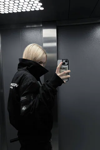 Бомбер «Cash dry V2 black» в реальной жизни 13