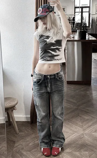 Джинсы «Skins blue» в реальной жизни 1