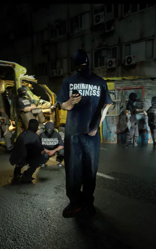 Футболка «Criminal Business» в реальной жизни 23