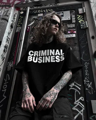 Футболка «Criminal Business» в реальной жизни 25