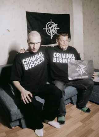 Футболка «Criminal Business» в реальной жизни 7