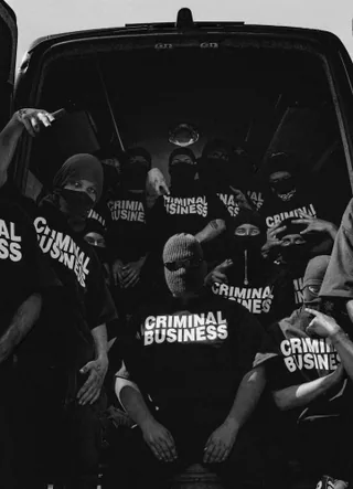 Футболка «Criminal Business» в реальной жизни 19